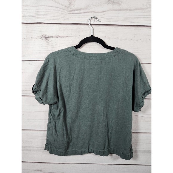 Universal Threads Womens Crop Top Boxy Minimalist Linen Blend V-Neck Green SZ XS - Picture 2 of 6